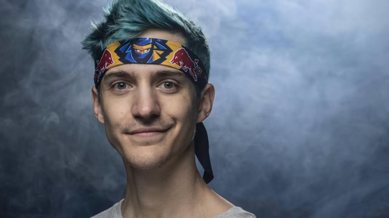 Wait in Line to Get a Low Taper Fade! - Roblox Strategy Hub: Stats, Videos & Power Tips